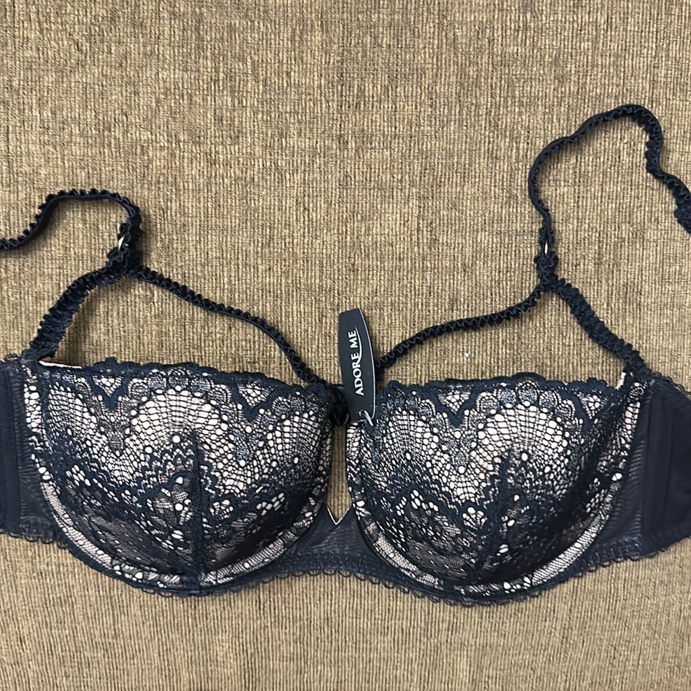 Adore me bra nwt 36DDD